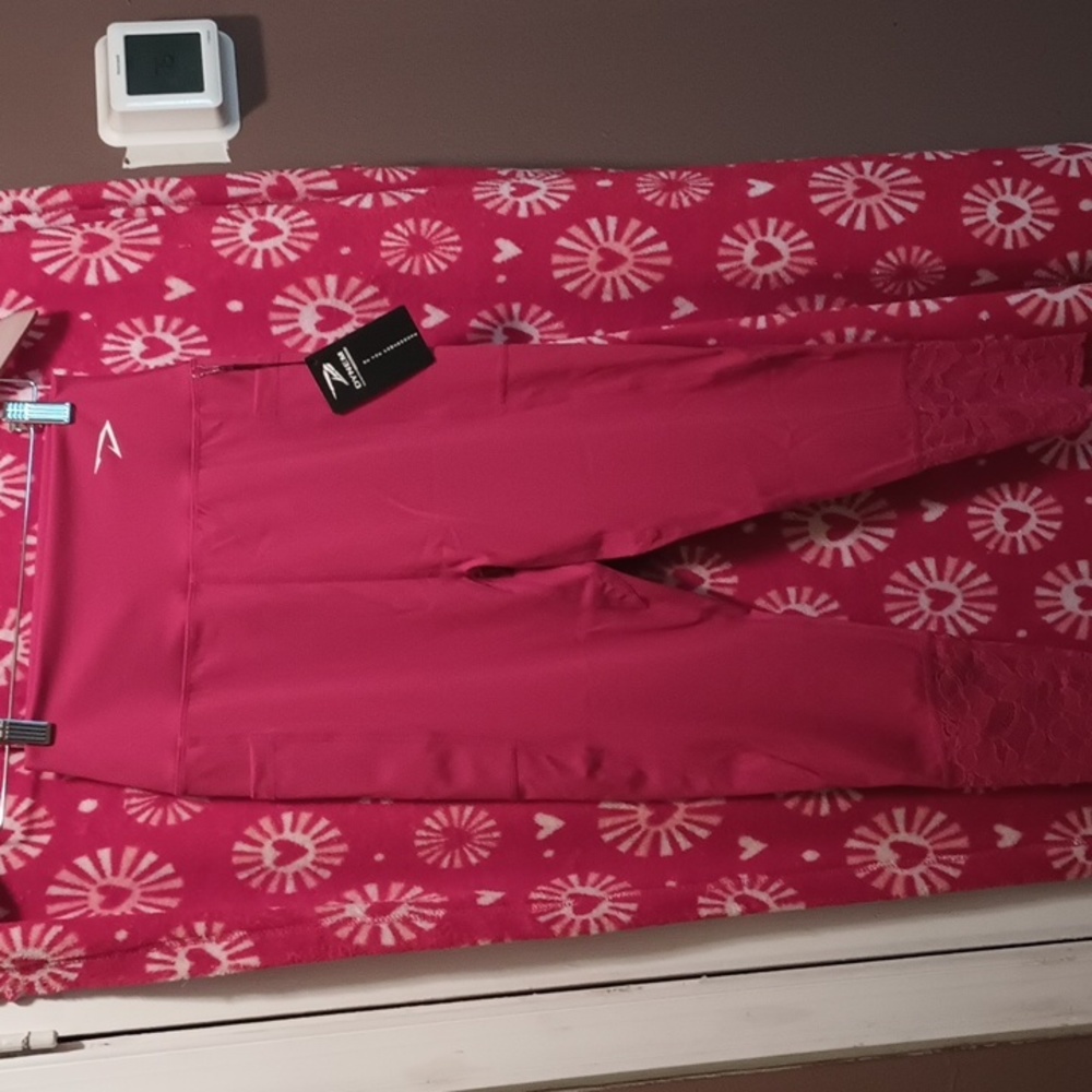 NWT Women's Athletic Leggings